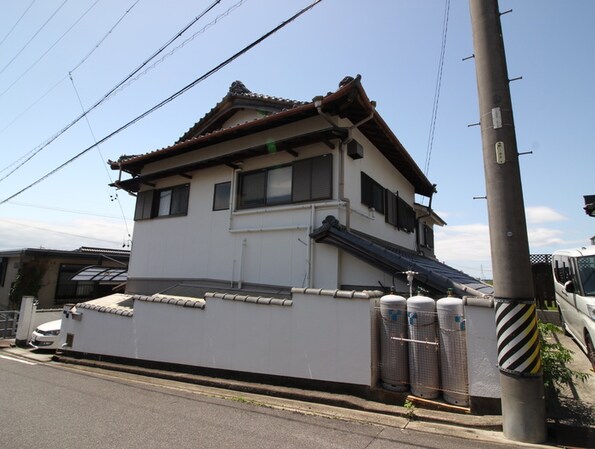 井田町荒居戸建の物件外観写真